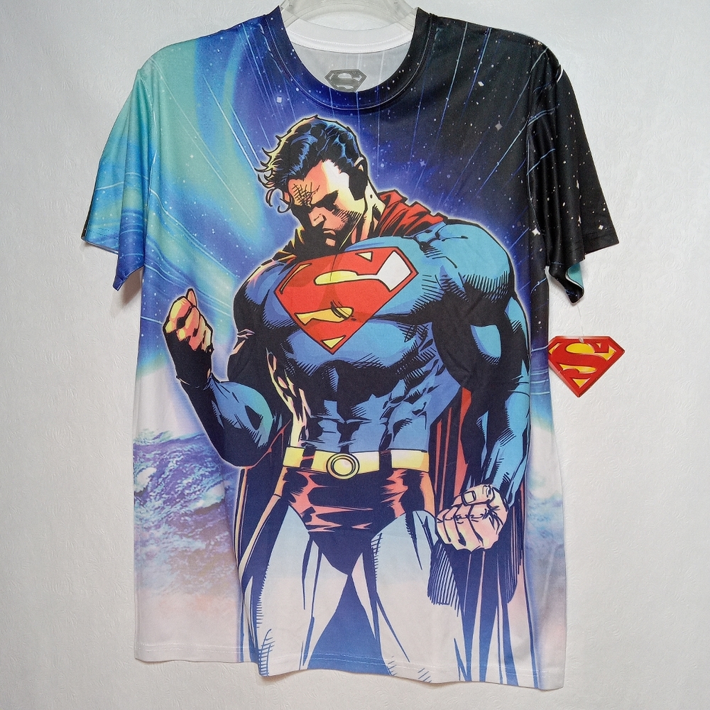 TM & DC Comics men's short sleeve shirt size L